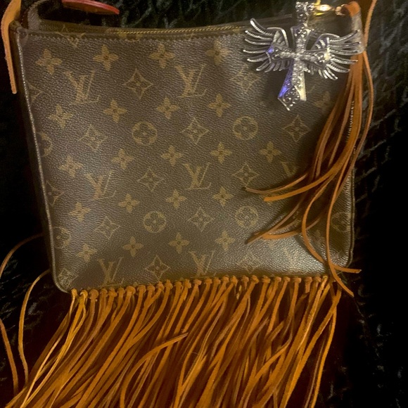 Louis Vuitton Bags Louis Vuitton Vintage Boho Bag With Fringe